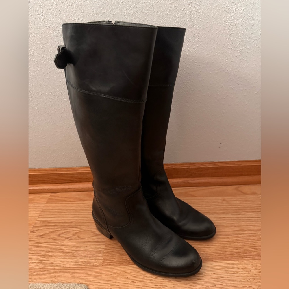 Women’s’ Bussola Boots